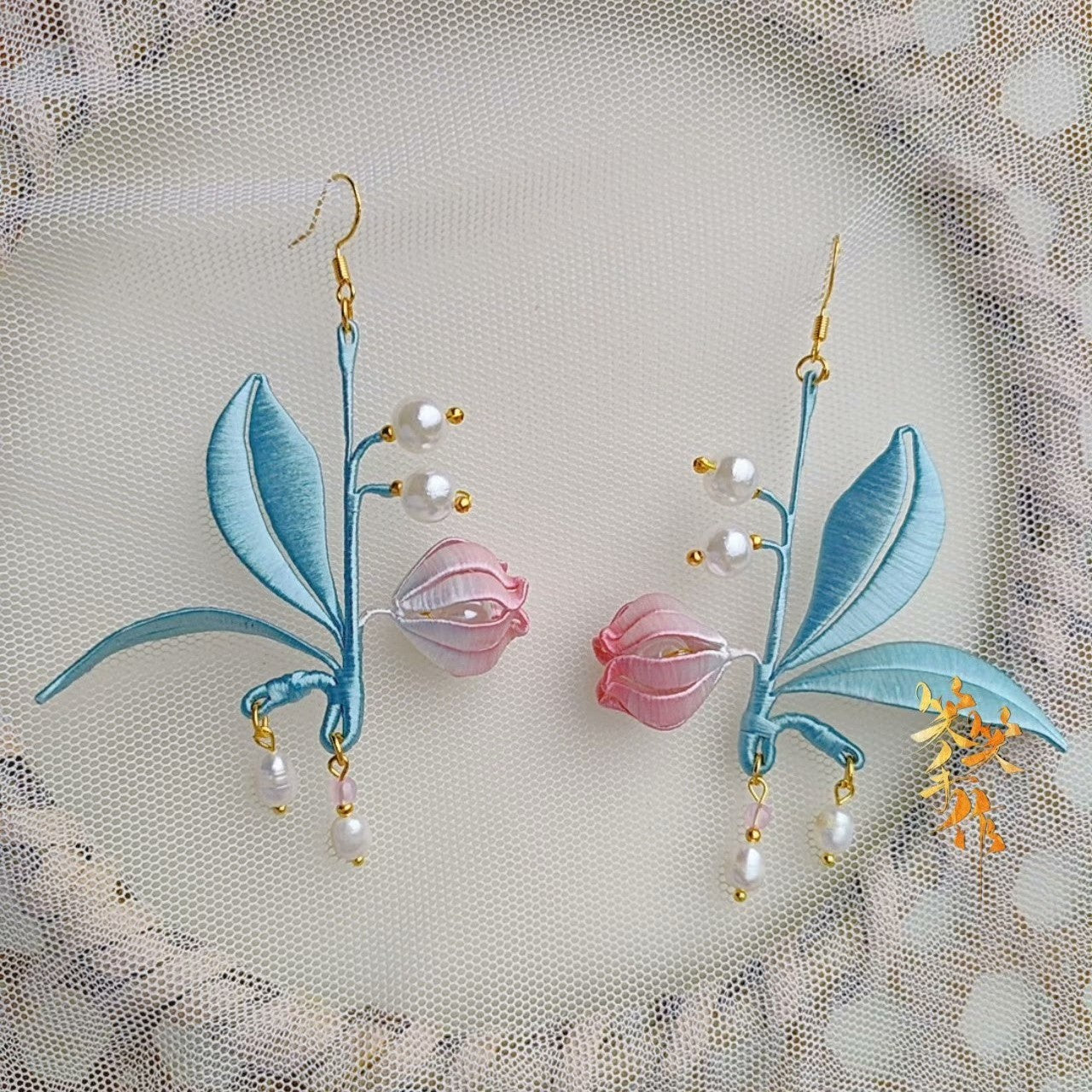 Handcrafted Chanhua Orchid & Pearl Earrings - 925 Silver Hooks