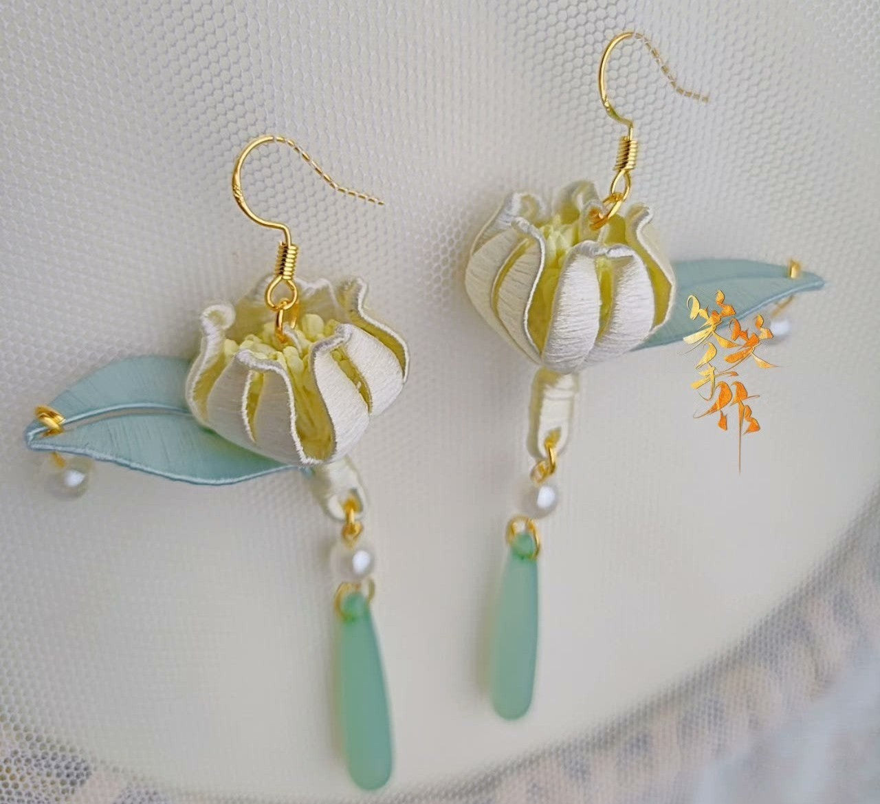 Handcrafted Chanhua Bloom Earrings - 925 Silver Hooks & Freshwater Pearls
