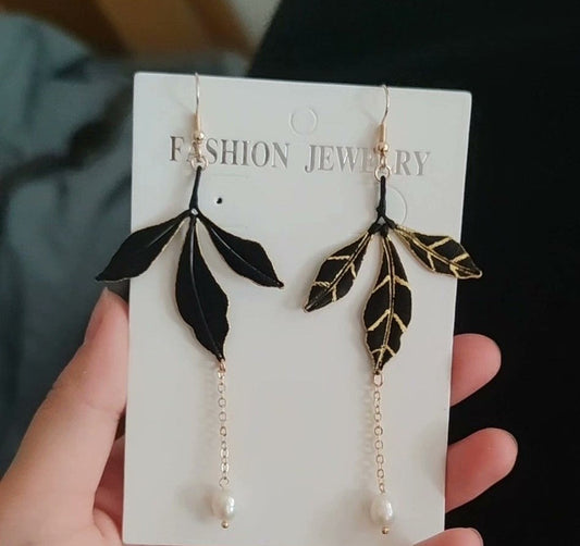 Handmade Chanhua Leaf Dangle Earrings - 925 Silver Hooks